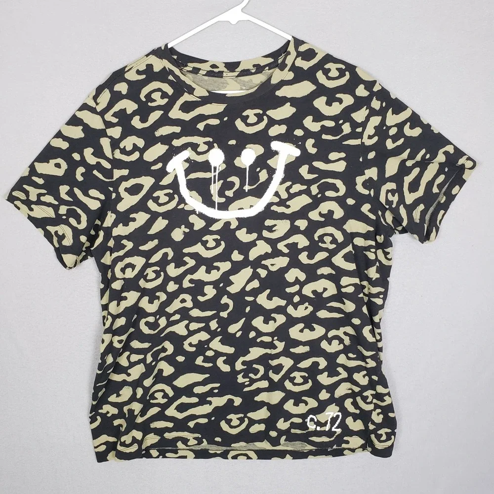 The Nike Tee Animal Print Smiley Face Bold Streetwear Sporty Athleisure Men's XL